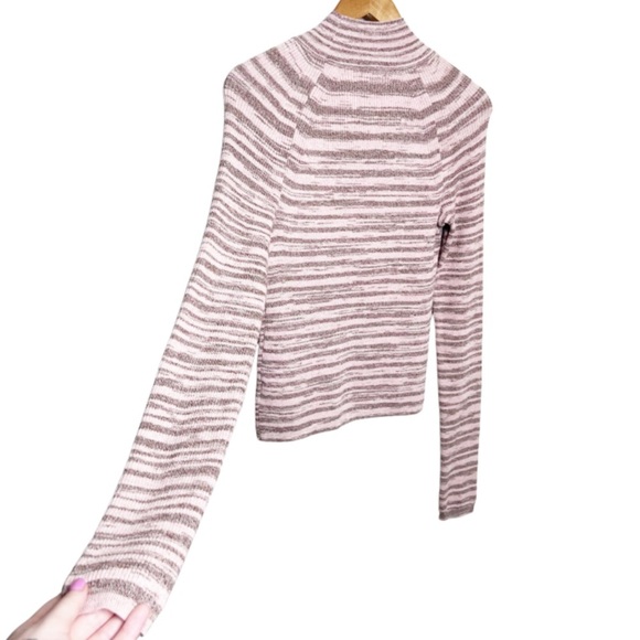 New with Tag Wild Fable Women Cold Shoulder Neutral Space Dye Turtleneck Sweater - Picture 11 of 16